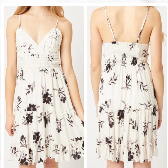 Crochet floral dress ruffle black flowers lace - Picture 2 of 2